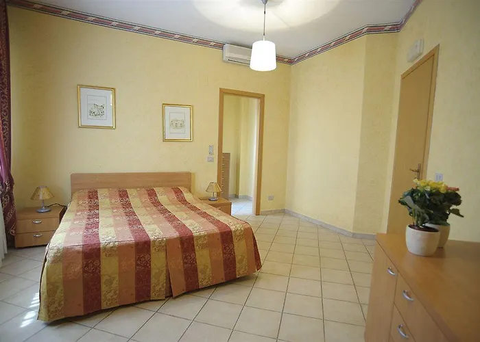 Hotel Casa Del Pellegrino 3*