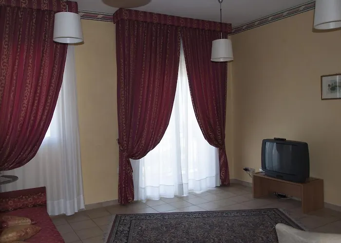 Отель Casa Del Pellegrino 3*